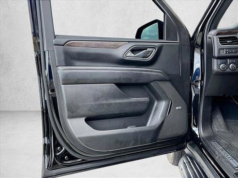 Used 2023 Chevrolet Tahoe LT RWD image 18