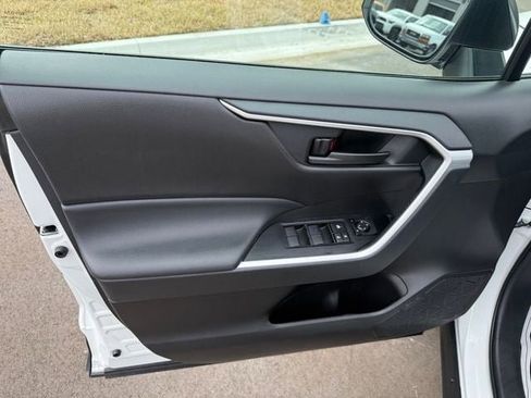 Used 2025 Toyota RAV4 LE image 4