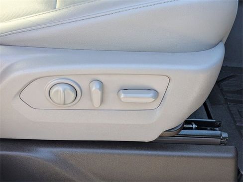 Used 2020 GMC Sierra 1500 SLT image 38