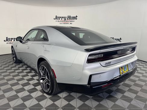 Used 2026 Dodge Charger Scat Pack AWD/4WD image 8