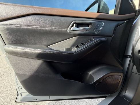 Used 2021 Nissan Rogue SL w/ Premium Package FWD image 20