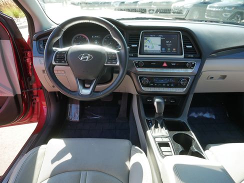 Used 2018 Hyundai Sonata Limited w/ Ultimate Package 07 FWD image 20