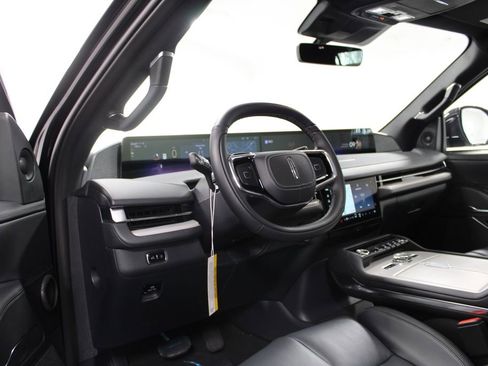 New 2026 Lincoln Navigator L Reserve w/ Jet Appearance Package AWD/4WD image 26