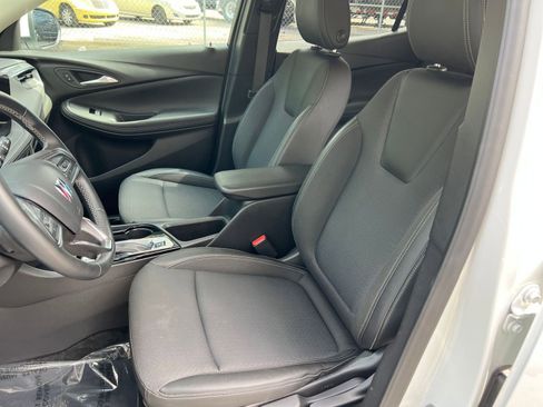 Used 2025 Buick Encore GX Preferred image 30