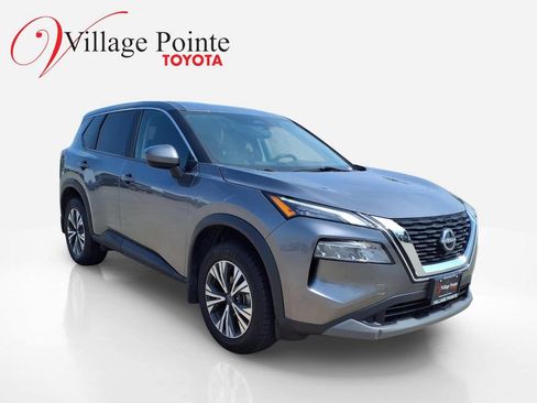 Used 2023 Nissan Rogue SV AWD/4WD image 8