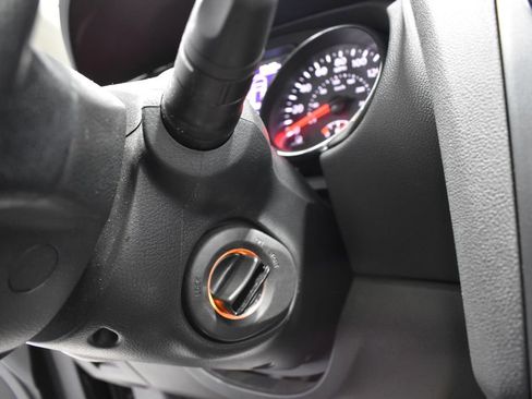 Used 2013 Nissan Rogue SL AWD/4WD image 19