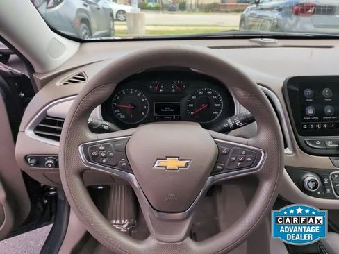 Used 2025 Chevrolet Malibu LT FWD image 18