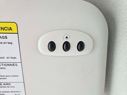 Used 2015 Ford C-MAX Energi SEL w/ Equipment Group 302A image 31