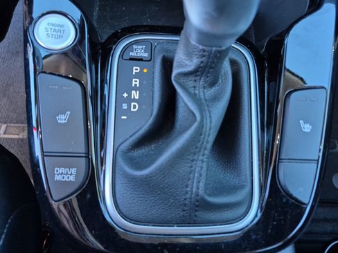 Used 2025 Kia Soul EX FWD image 32