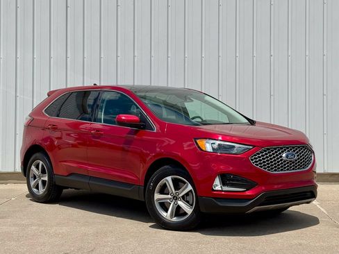 Used 2023 Ford Edge SEL w/ Convenience Package AWD/4WD image 8