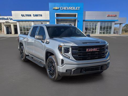 Used 2026 GMC Sierra 1500 Elevation w/ LPO, Elevation Black Package AWD/4WD image 3