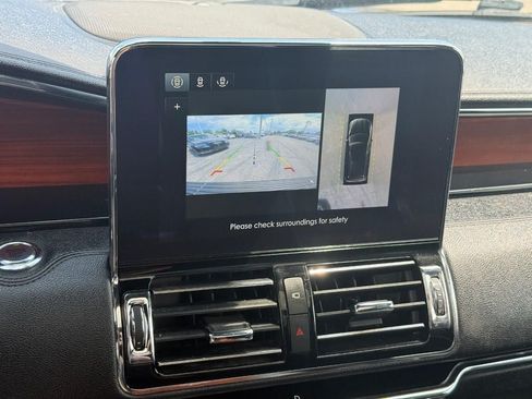 Used 2020 Lincoln Navigator L Reserve RWD image 23