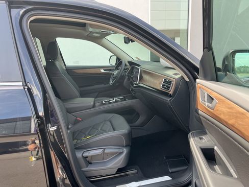 New 2026 Volkswagen Atlas SE FWD image 35