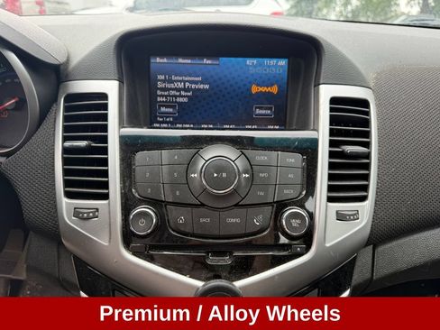 Used 2015 Chevrolet Cruze LT w/ Sun And Sound Package FWD image 17