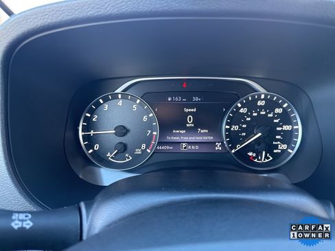 Used 2023 Nissan Frontier SV image 19