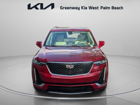 Used 2020 Cadillac XT6 Premium Luxury image 3