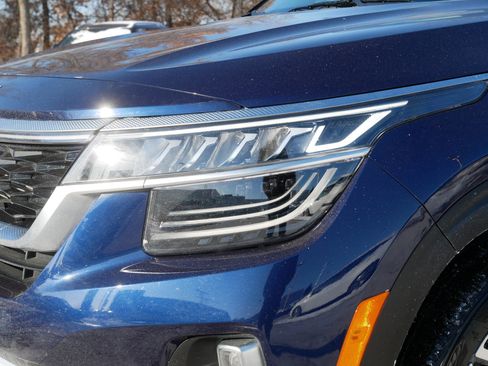 Certified 2023 Kia Seltos SX image 16