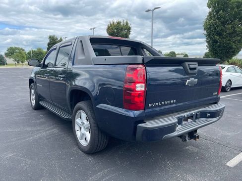 Used 2008 Chevrolet Avalanche LT AWD/4WD image 7