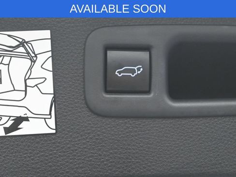 Used 2022 Toyota Highlander Platinum AWD/4WD image 34