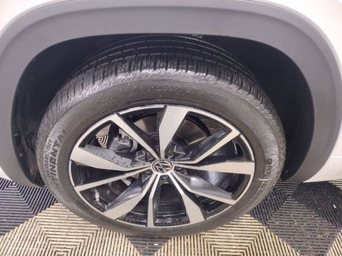 New 2026 Volkswagen Atlas SEL Premium R-Line AWD/4WD image 6