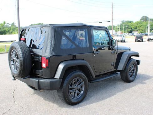 Used 2015 Jeep Wrangler Sport AWD/4WD image 14