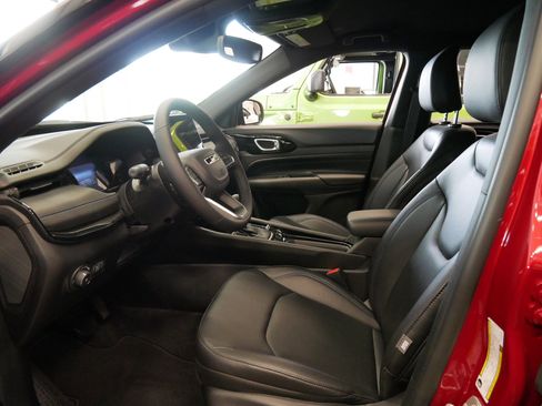 New 2026 Jeep Compass Limited image 5