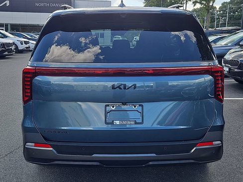 Used 2025 Kia Carnival SX Prestige FWD image 5