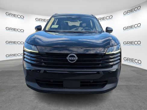 New 2026 Nissan Kicks SV w/ SV Premium Package image 2