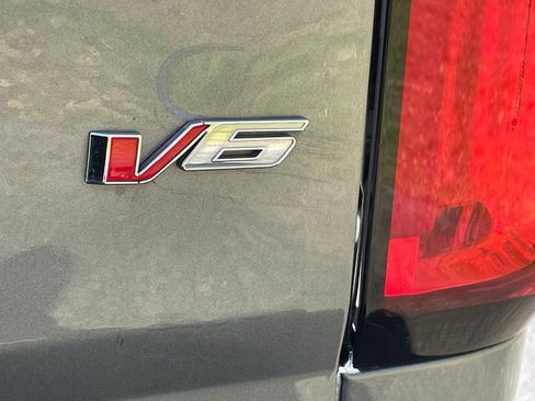 Certified 2022 Chevrolet Colorado W/T w/ Custom Special Edition image 21