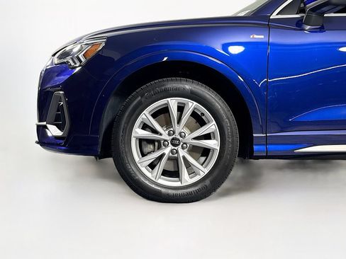 Certified 2025 Audi Q3 2.0T Premium w/ Convenience Package AWD/4WD image 23