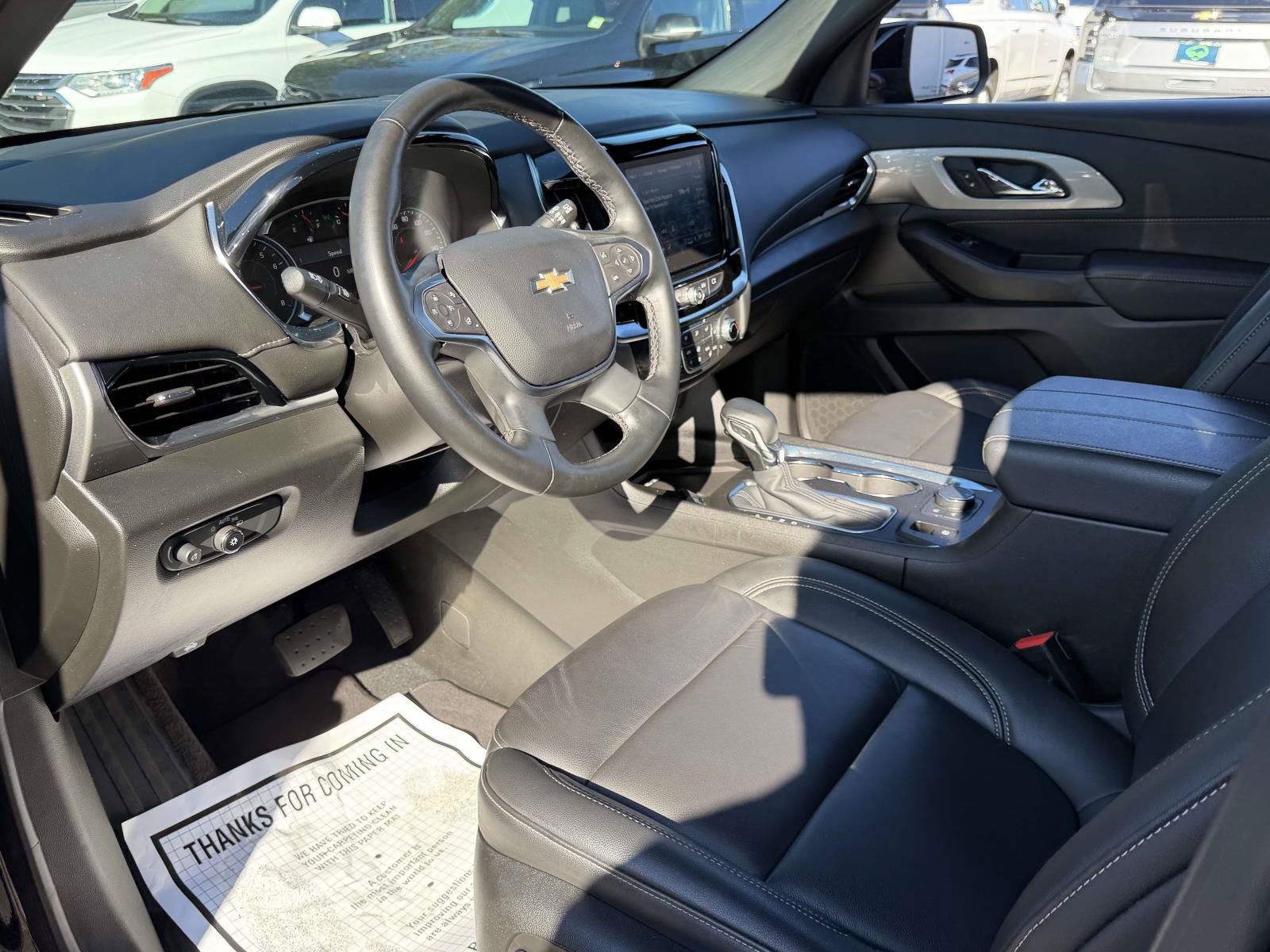 Used 2023 Chevrolet Traverse LT AWD/4WD image 10