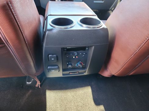 Used 2014 Ford Expedition King Ranch image 32