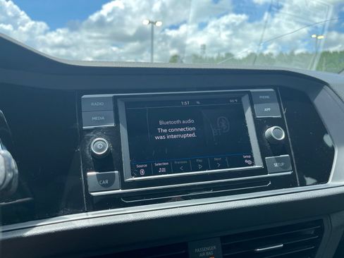 Used 2019 Volkswagen Jetta R-Line w/ R-Line Cold Weather Package FWD image 24