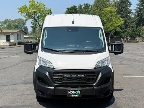 Used 2023 RAM ProMaster 2500 FWD image 9