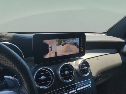 Certified 2022 Mercedes-Benz GLC 43 AMG 4MATIC image 16