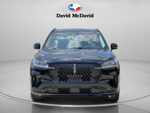 Certified 2025 Lincoln Aviator Reserve w/ Equipment Group 201A AWD/4WD image 10