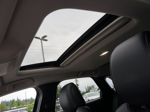 Used 2022 MAZDA CX-30 AWD 2.5 S w/ Premium Package image 18