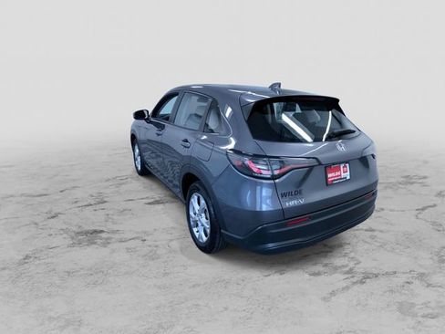 Used 2025 Honda HR-V LX image 7