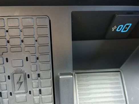 Used 2024 Ford F250 Lariat w/ Lariat Ultimate Package image 23