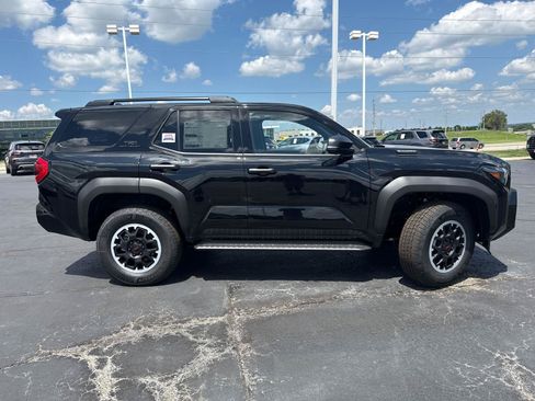 Used 2026 Toyota 4Runner TRD Off-Road Premium AWD/4WD image 10