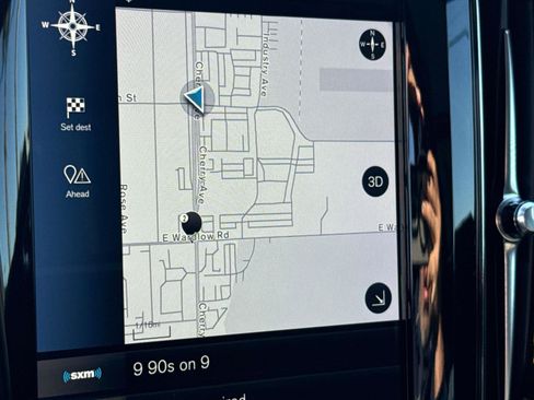 Used 2018 Volvo XC60 T8 R-Design w/ Convenience Package image 30