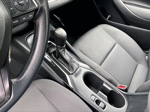 Used 2024 Toyota Corolla LE FWD image 16