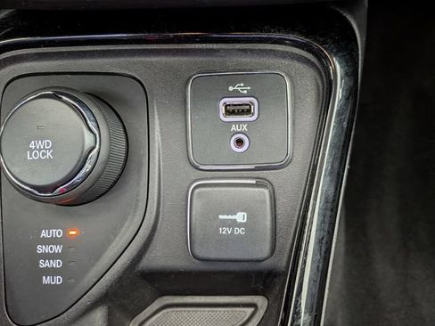 Used 2019 Jeep Compass Limited w/ Safety & Security Group AWD/4WD image 7