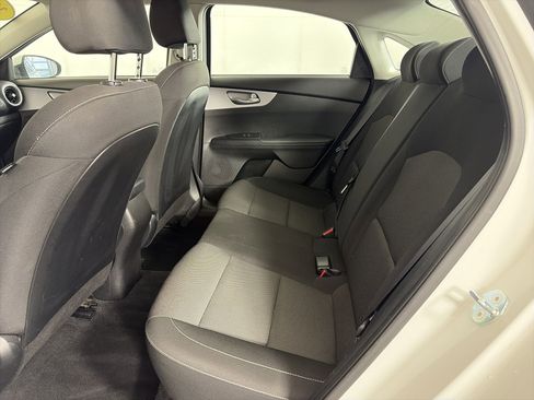 Certified 2023 Kia Forte LXS image 7