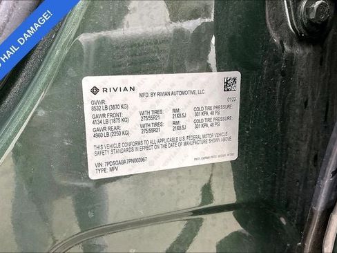 Used 2023 Rivian R1S Adventure AWD/4WD image 32
