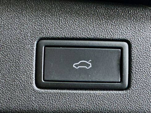 Used 2023 Volkswagen ID.4 Pro S Plus AWD/4WD image 31