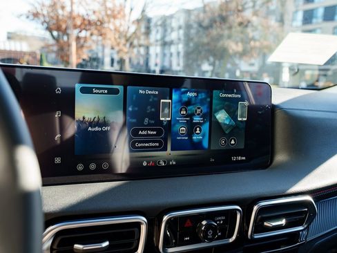 New 2026 Nissan Sentra SR w/ SR Premium Package image 13