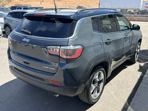Used 2018 Jeep Compass Limited w/ Safe & Security Group FWD image 3