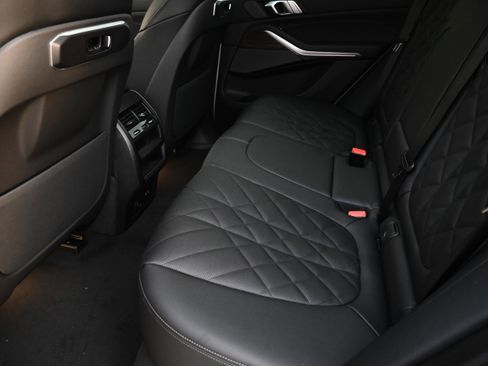 New 2026 BMW X5 xDrive40i w/ M Sport Package image 11