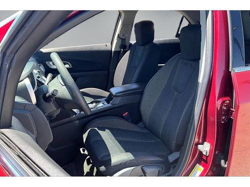 Used 2017 Chevrolet Equinox LT AWD/4WD image 20